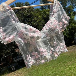 fashion nova mesh floral top💐